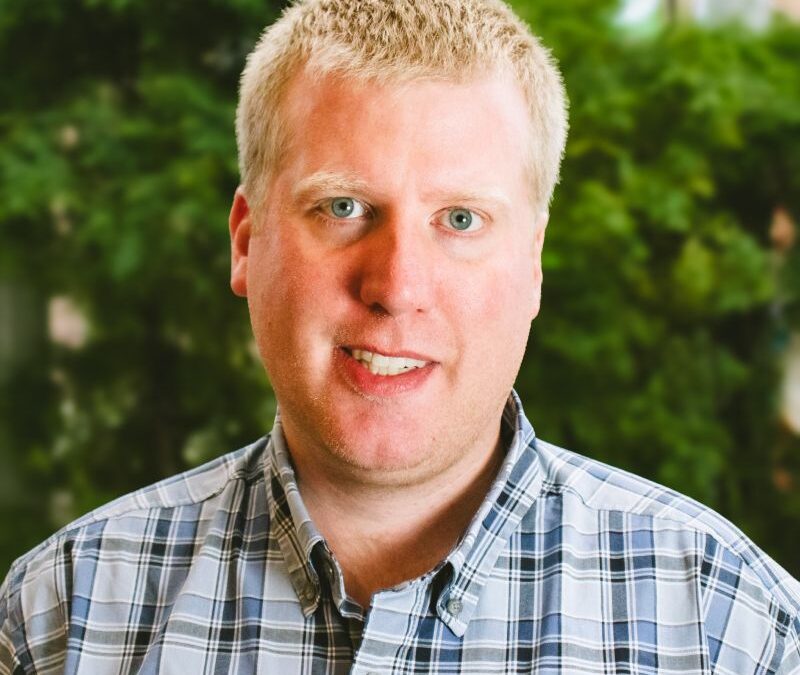 Zach Garton Headshot